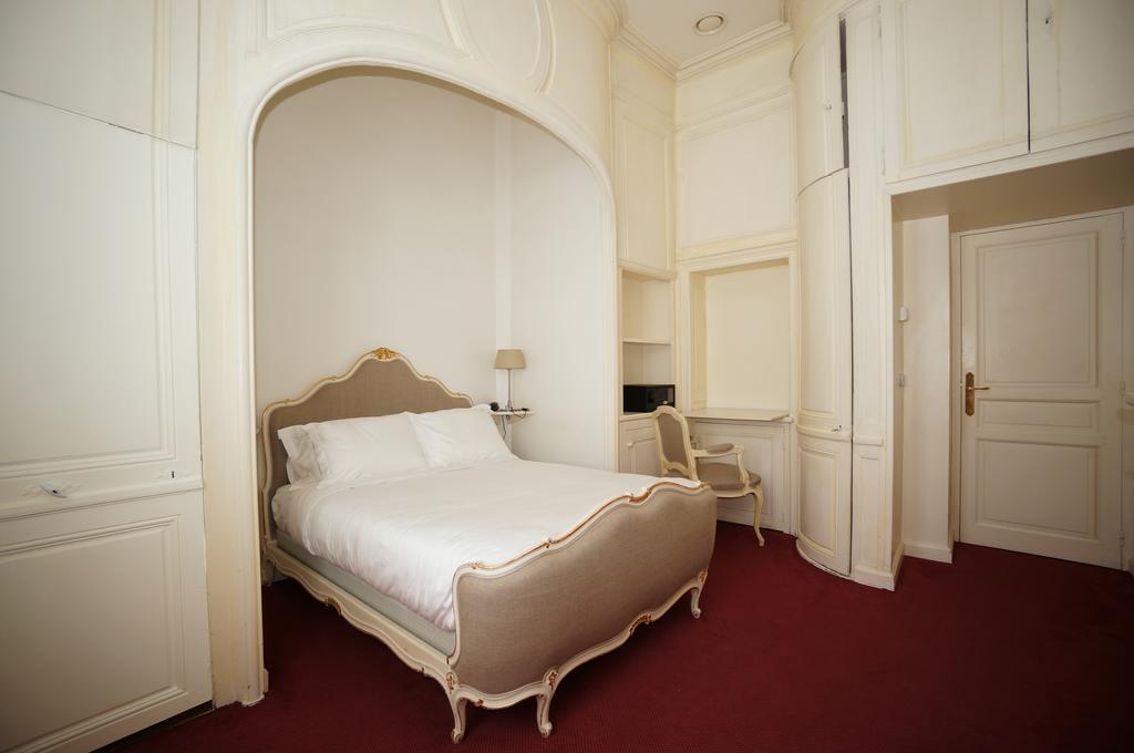 Les Trois Lys Hotel Condom Cameră foto